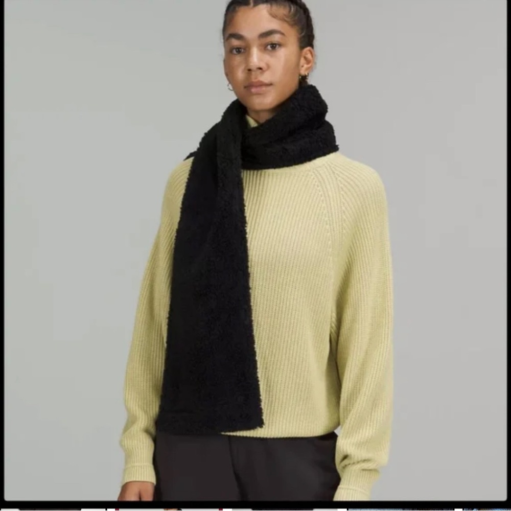 Lululemon Reversible Skinny Customizable Snap Scarf Wrap Fleece Ribbed - Black
